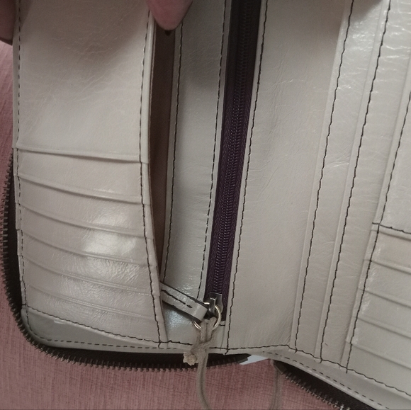 HOBO "Rave" Ziparound Leather Wallet - Picture 5 of 8